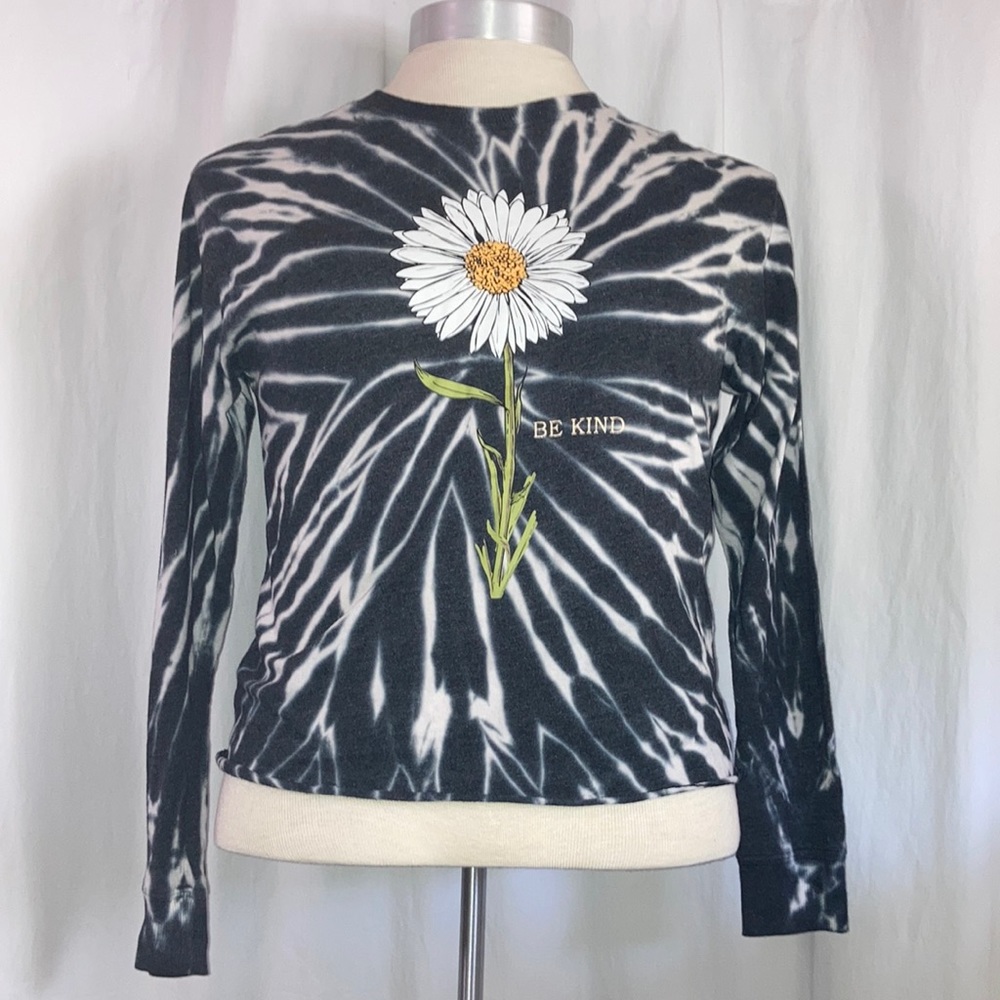 NOBO long sleeve black and white tie dye top